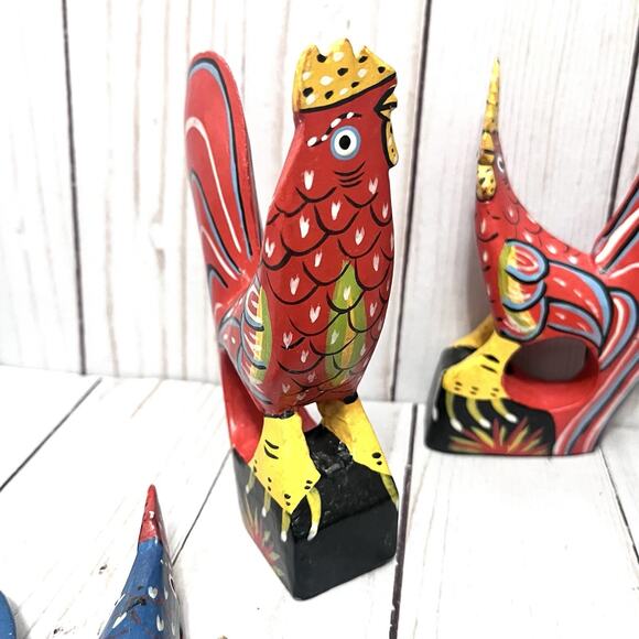 Set of 6 Vintage Hand Painted Rustic Folk Art Rooster Napkin Ring Holders - Picture 2 of 15